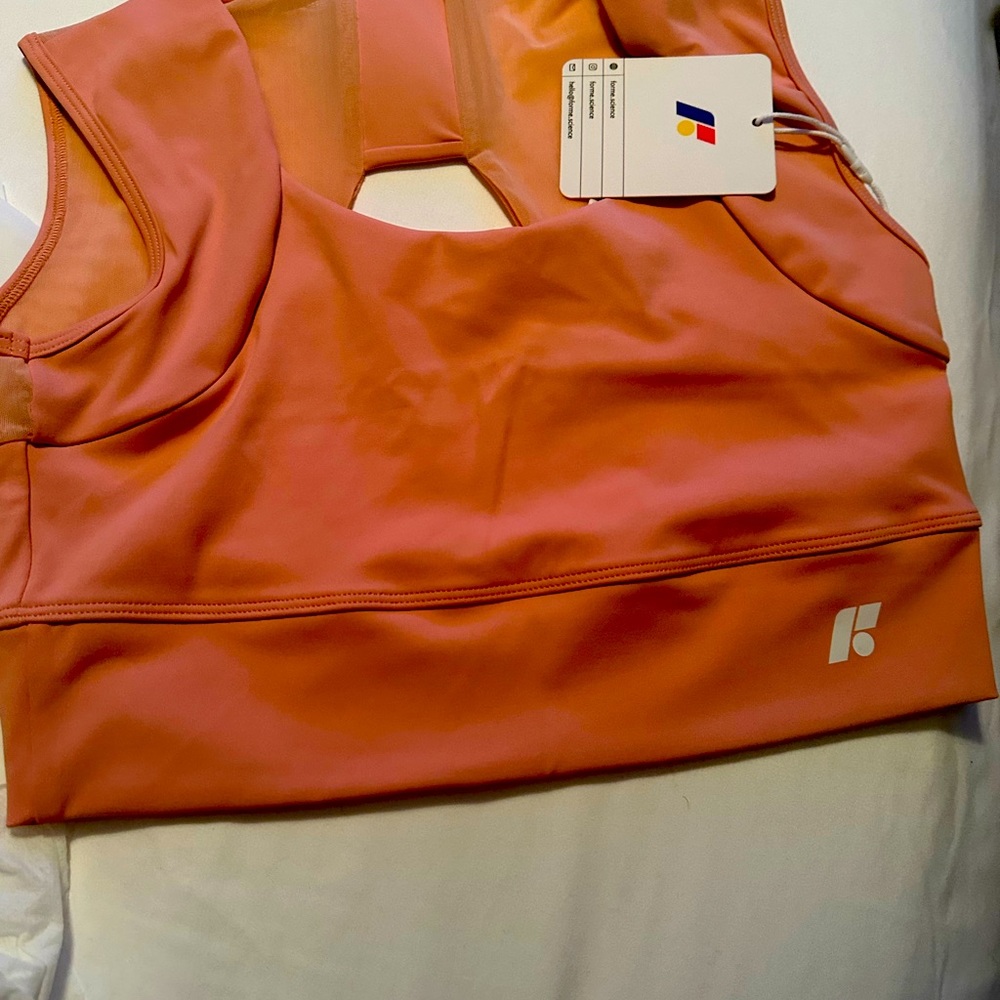 Forme sports bra NWT